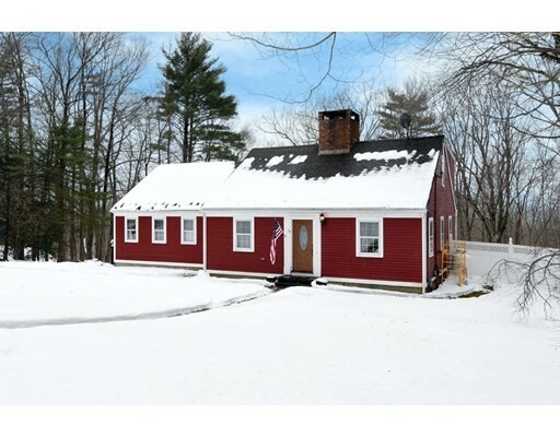 Property Photo:  54 Old Farm Rd  MA 01566 