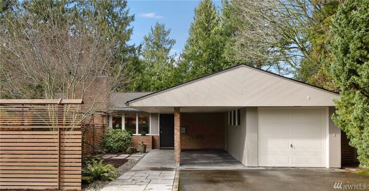 7027 31st Ave NE  Seattle WA 98115 photo