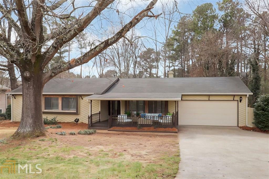Property Photo: 2849 Pine Mountain Circle GA 30152