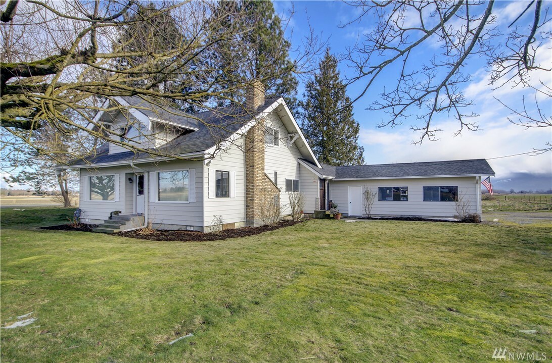 Property Photo:  8288 Northwood Rd  WA 98247 