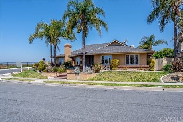 Property Photo: 402 S Cedarhaven Way CA 92807