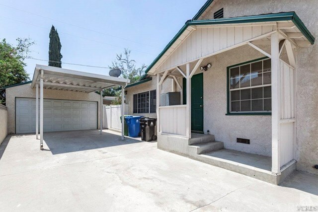 Property Photo:  16920 Lanark Street  CA 91406 