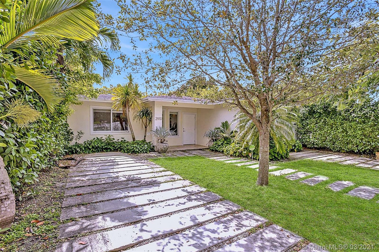 Property Photo:  2910 SW 12th St  FL 33135 