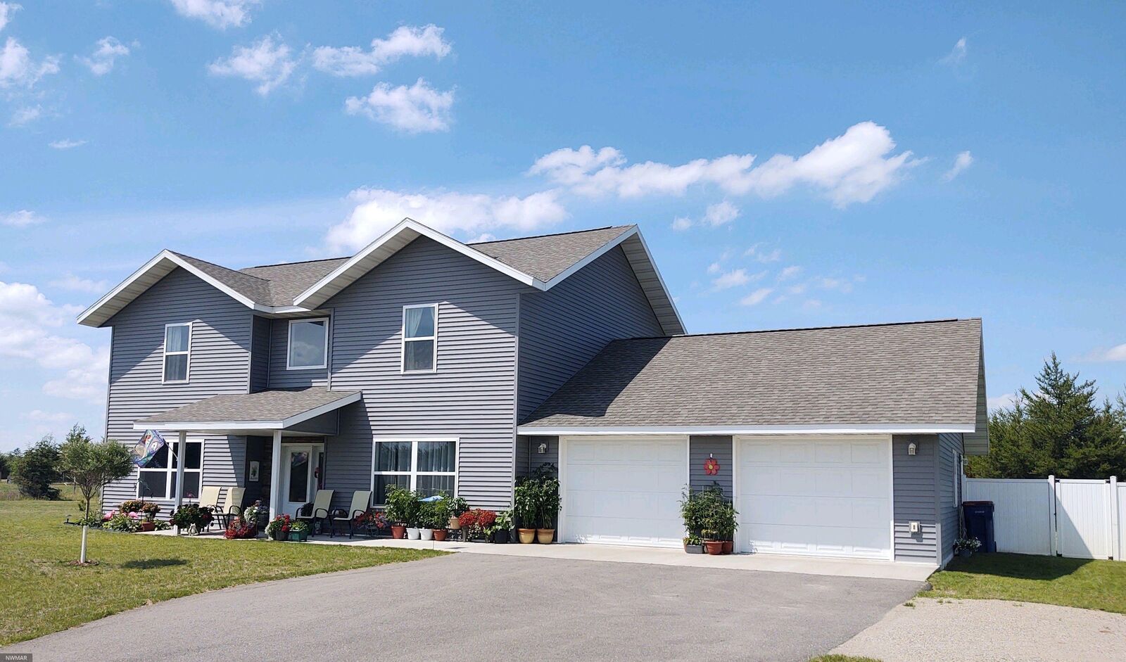 Property Photo:  5823 Sullivan Drive NW  MN 56601 