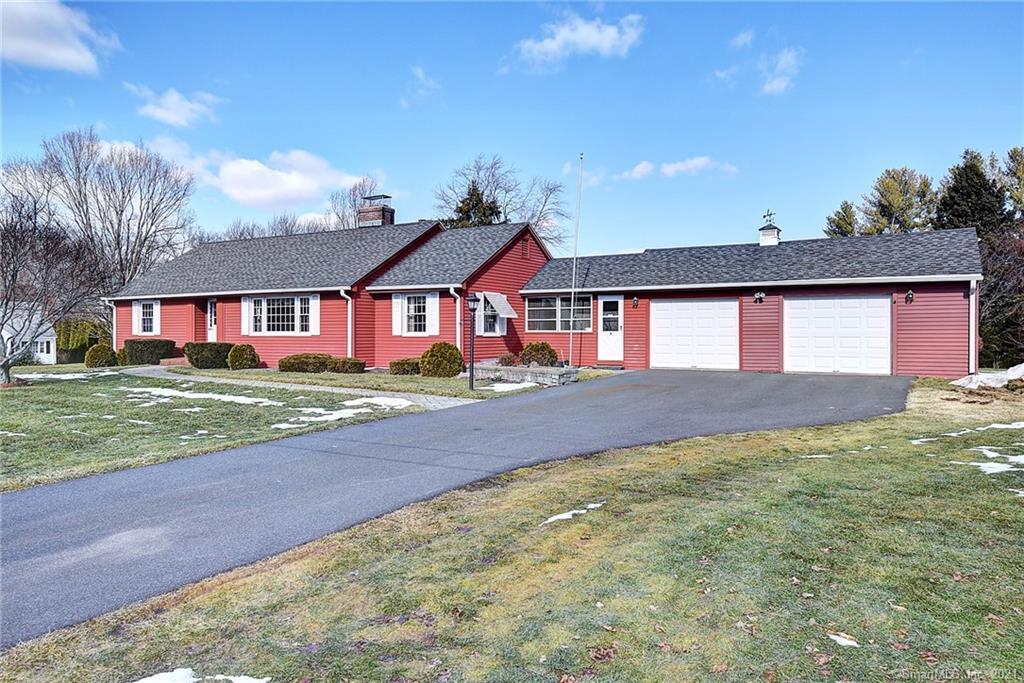 Property Photo: 9 Olde Stage Road CT 06033