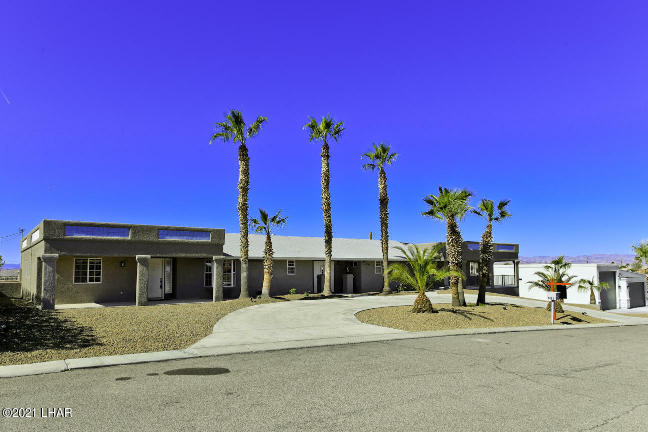 Property Photo:  1481 Tamarack Dr  AZ 86404 