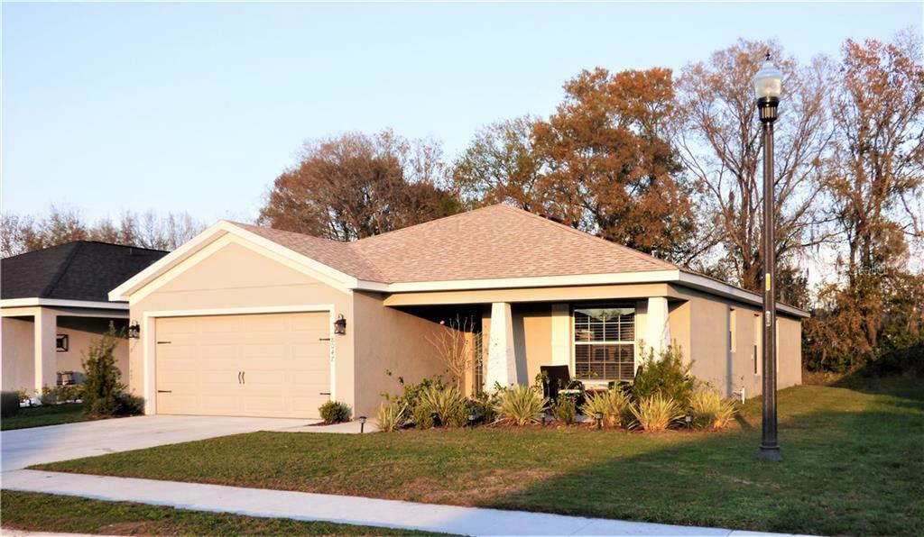 Property Photo:  8047 Diamond Creek Lane  FL 33809 