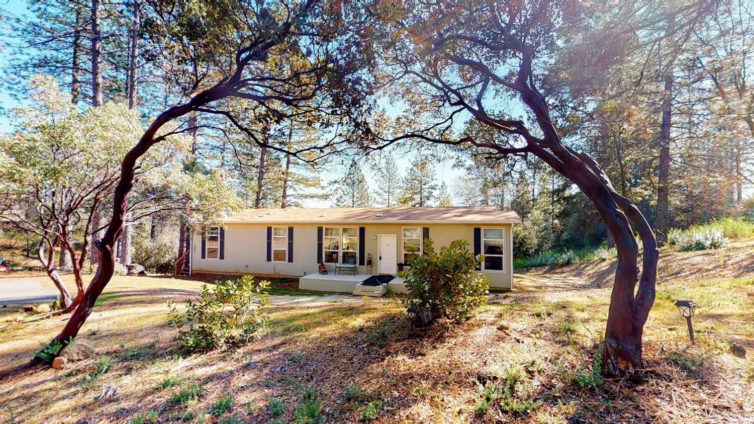 Property Photo:  260 Hilton Drive  CA 95703 