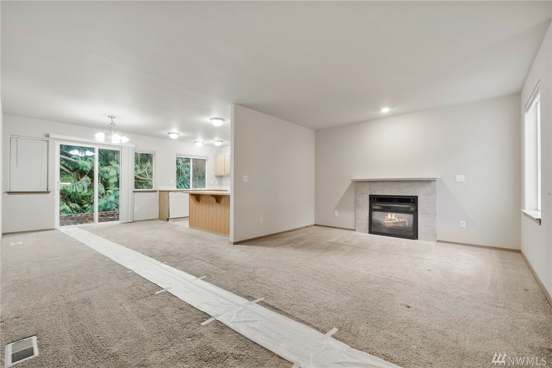 Property Photo: 21306 110th St Ct E WA 98391
