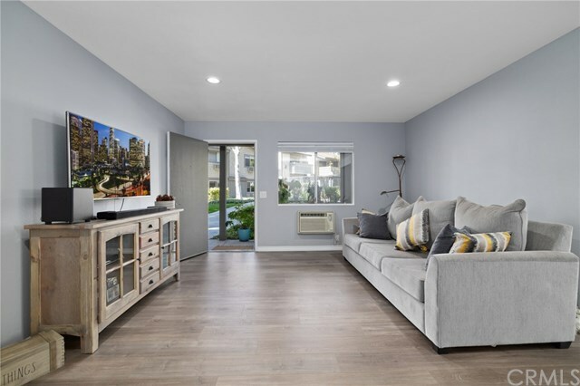 Property Photo: 960 E Bonita Avenue 129 CA 91767