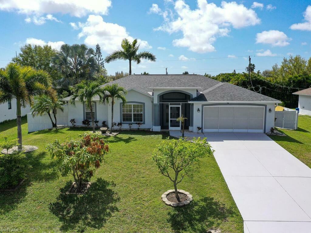 Property Photo:  1214 SW 10th Street  FL 33991 