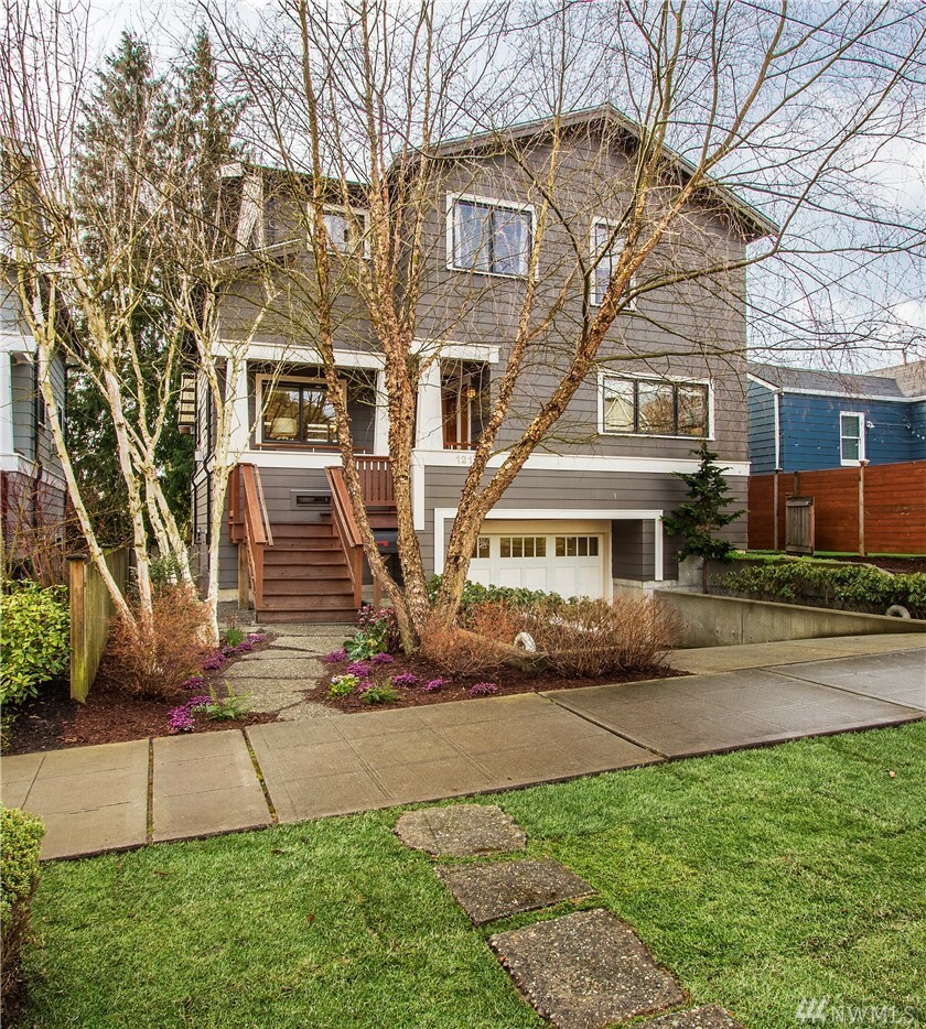 Property Photo:  1217 NW 77th St  WA 98117 