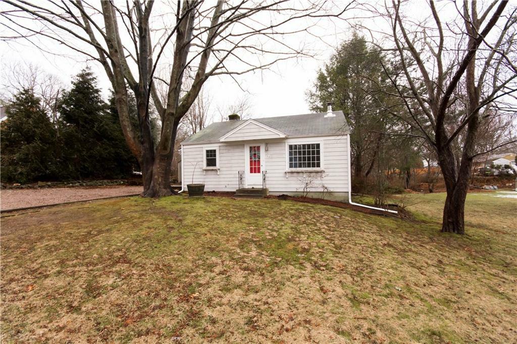 Property Photo:  134 Winterberry Rd  RI 02874 