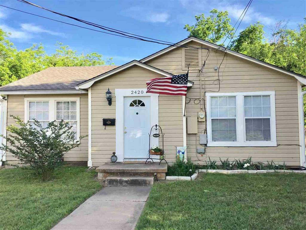 Property Photo:  2420 Edna Avenue  TX 76708 