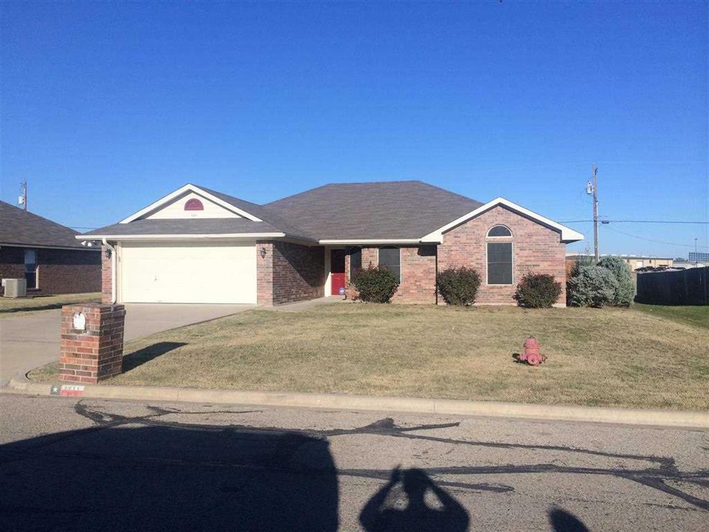 Property Photo:  1311 Stephanie  TX 76705 