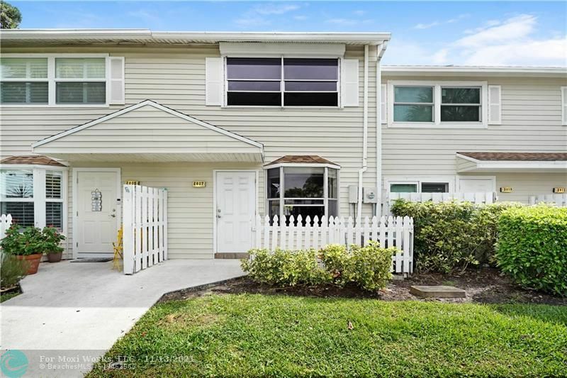 Property Photo:  2807 NE 15th St 2807  FL 33062 