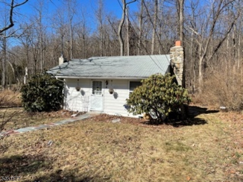 Property Photo:  86 Valley View Dr  NJ 07866 