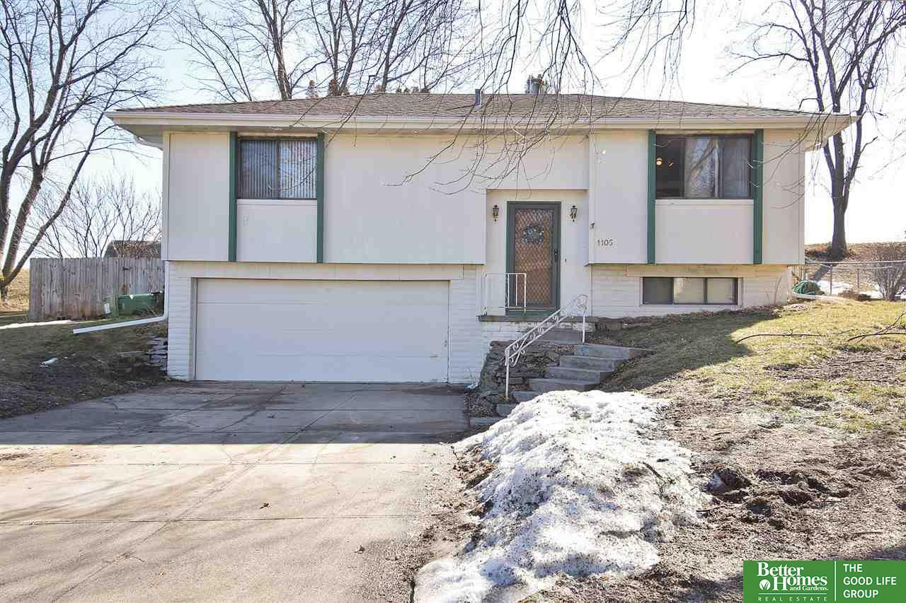 Property Photo:  1105 Denver  NE 68005 