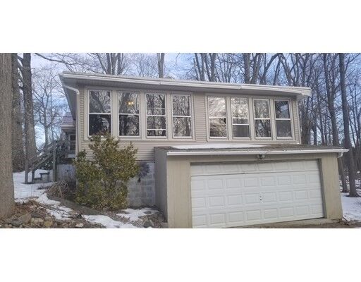 Property Photo:  20 Laurelwood  MA 01543 