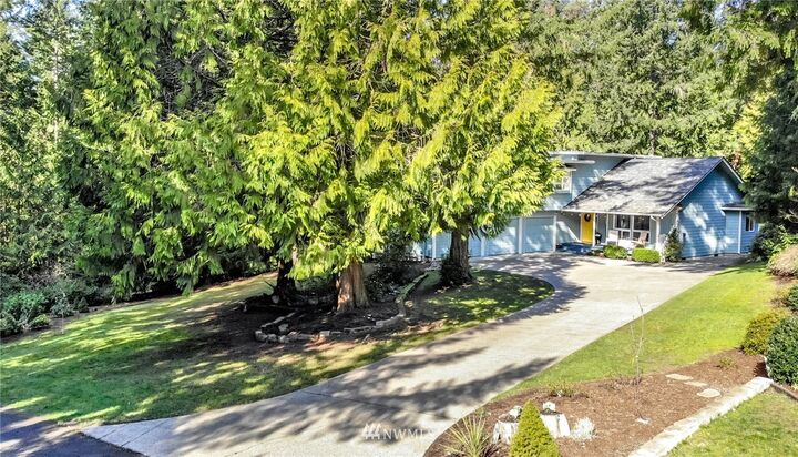 Property Photo:  4303  39th Street NW  WA 98335 