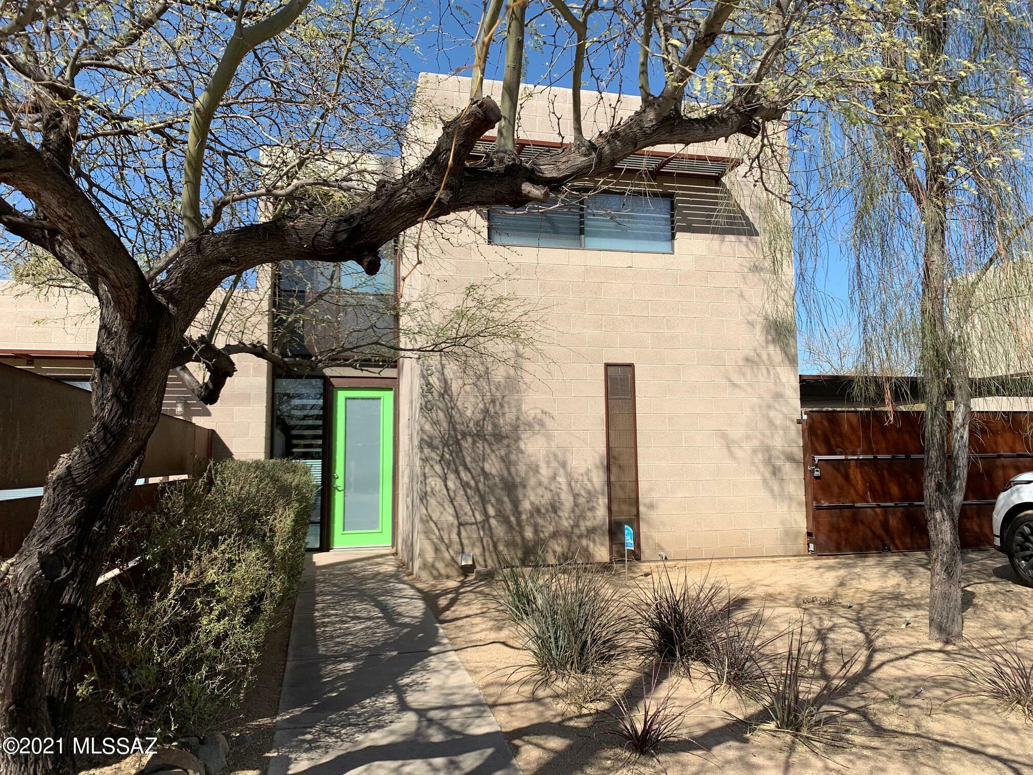 Property Photo:  520 W Helen Street  AZ 85705 