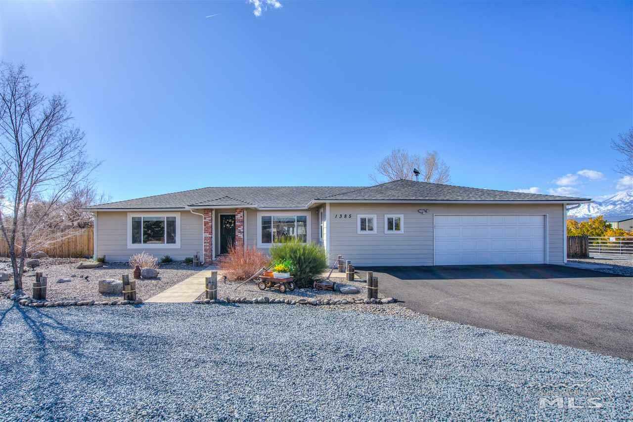 Property Photo: 1385 Cathy Lane NV 89423