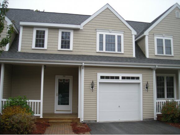 Property Photo: 20 Jonathan Circle 20 NH 03054