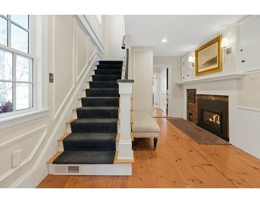 Property Photo: 209 North St MA 02043