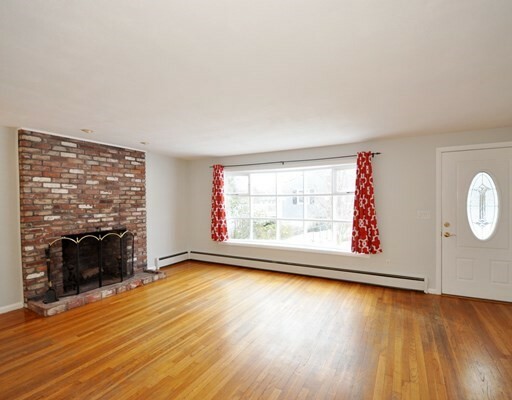 Property Photo:  21 Woodridge Rd  MA 01754 