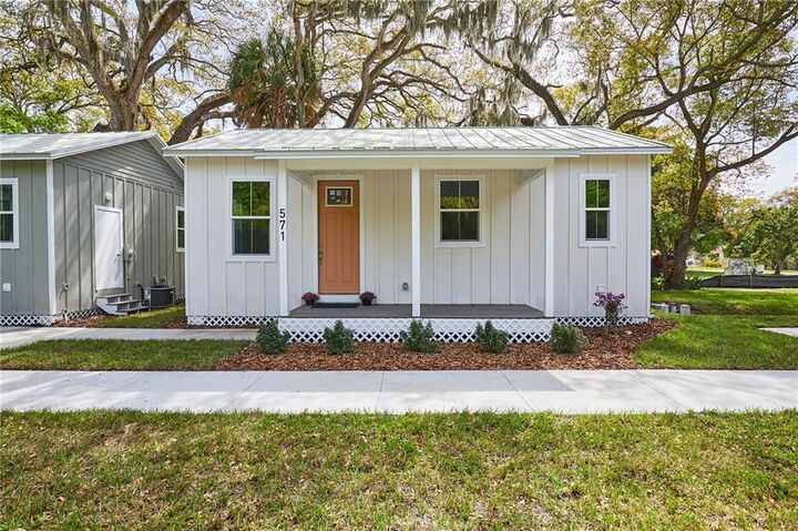 Property Photo:  571 18th Street E  FL 34208 