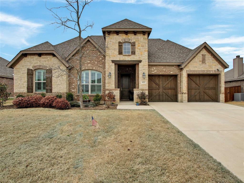 Property Photo:  433 Garden Tree Trail  TX 76065 