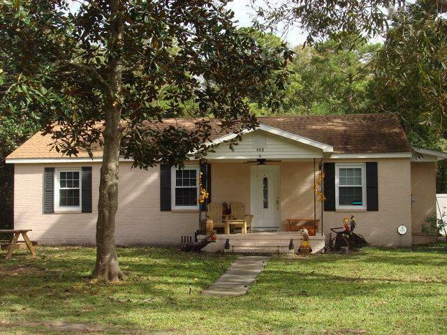 Property Photo:  408 Bailey Street  GA 31558 