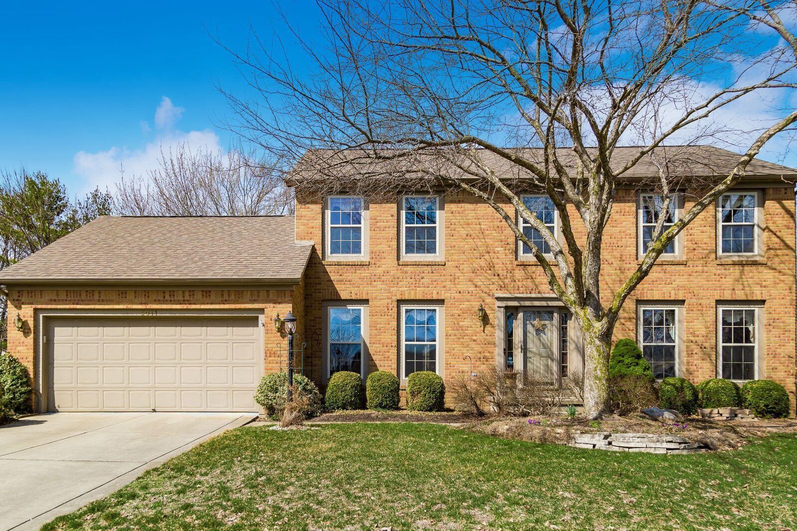 Property Photo: 5011 Brandamore Court OH 43026