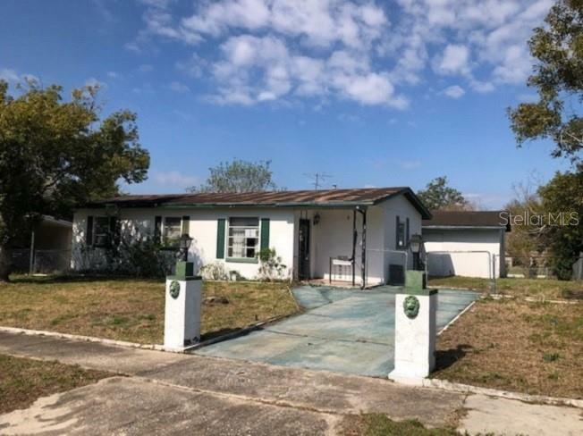 Property Photo:  2450 Cardena Avenue  FL 32738 