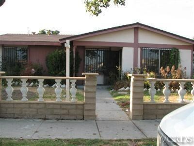 Property Photo:  511 W Clara Street  CA 93033 