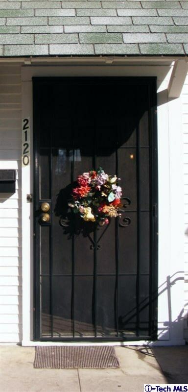 Property Photo: 2120 Navarro CA 91001