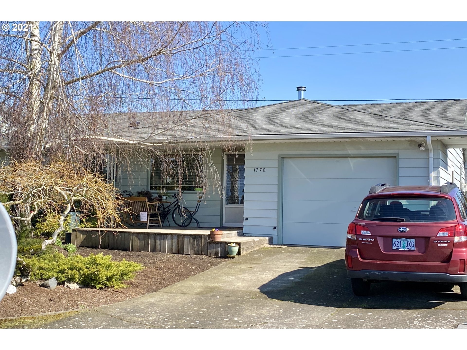 Property Photo:  1770 Thompson Rd  OR 97071 