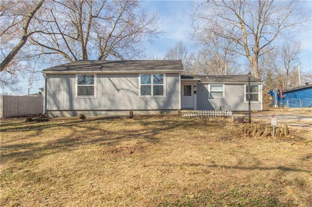 Property Photo: 6716 Appleton Avenue MO 64133