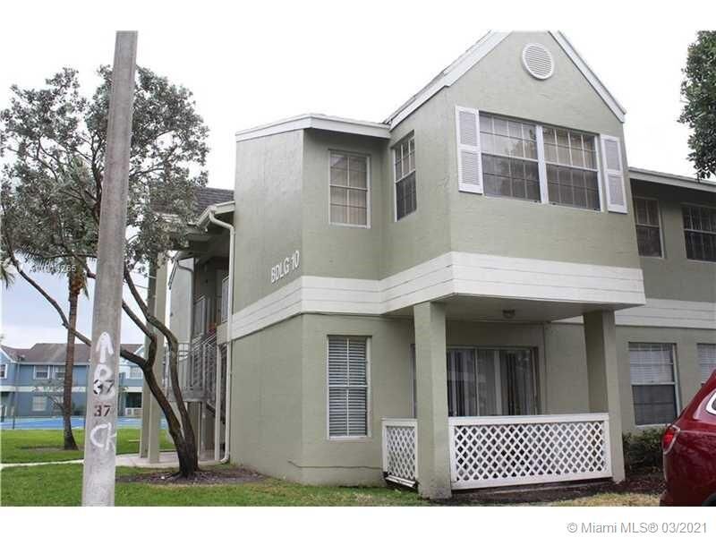 Property Photo: 6760 NW 175th Ln B-10 FL 33015
