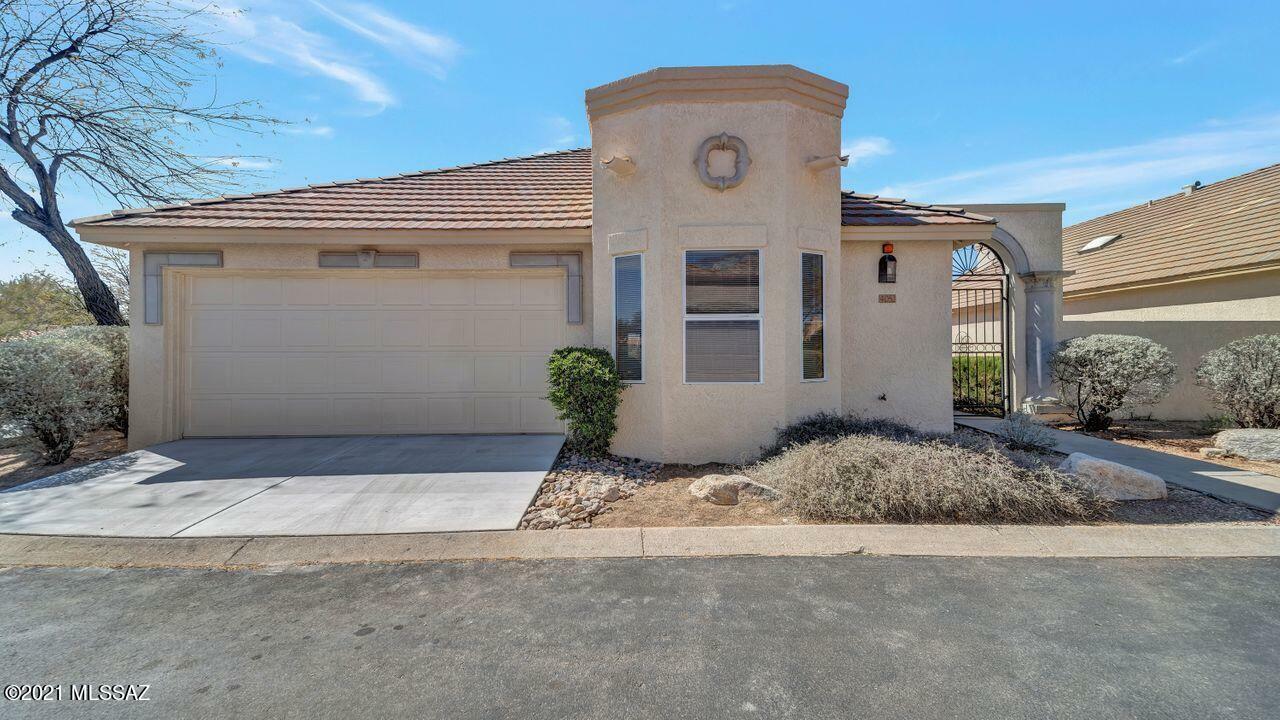 Property Photo: 4052 E Via Del Mirlillo AZ 85718