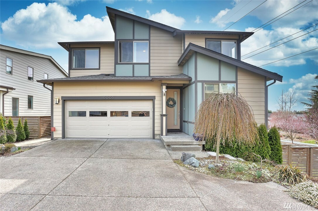 Property Photo:  16005 SE 252nd Place  WA 98042 