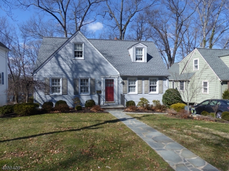 Property Photo:  91 Westover Ave  NJ 07006 