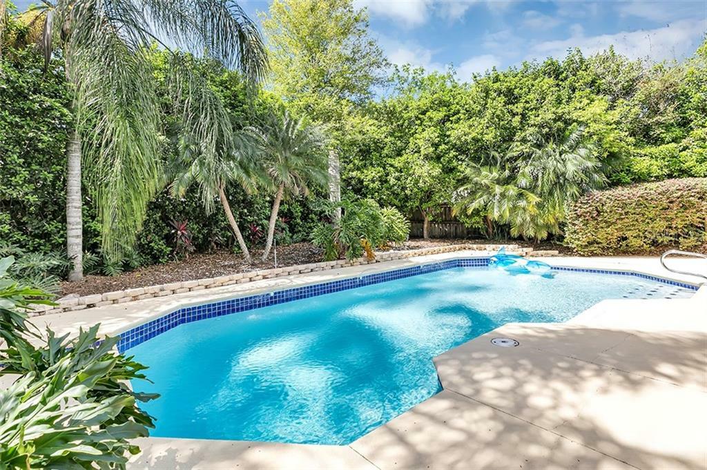 Property Photo: 3637 Gatlin Place Circle FL 32812