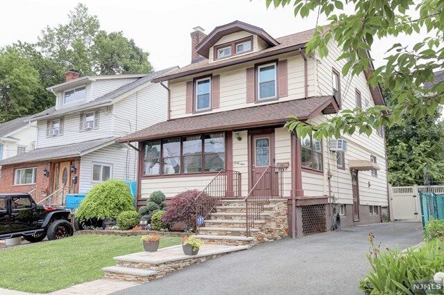 Property Photo:  49 Essex Street  NJ 07109 