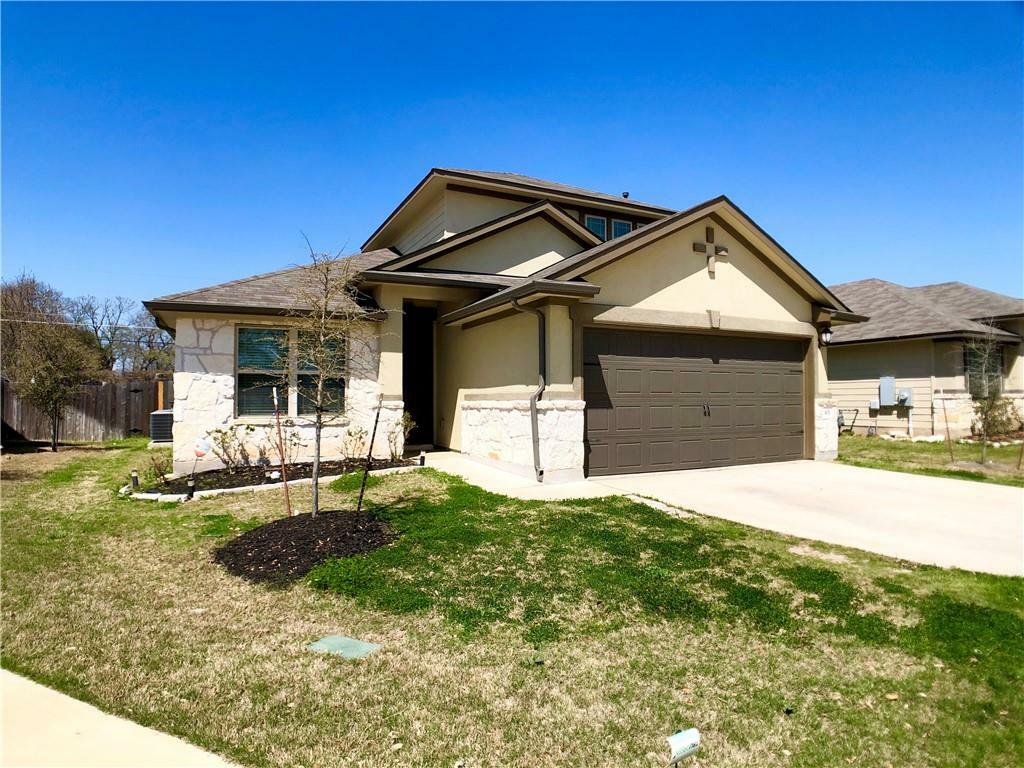 Property Photo: 401 Anacua Loop TX 78652