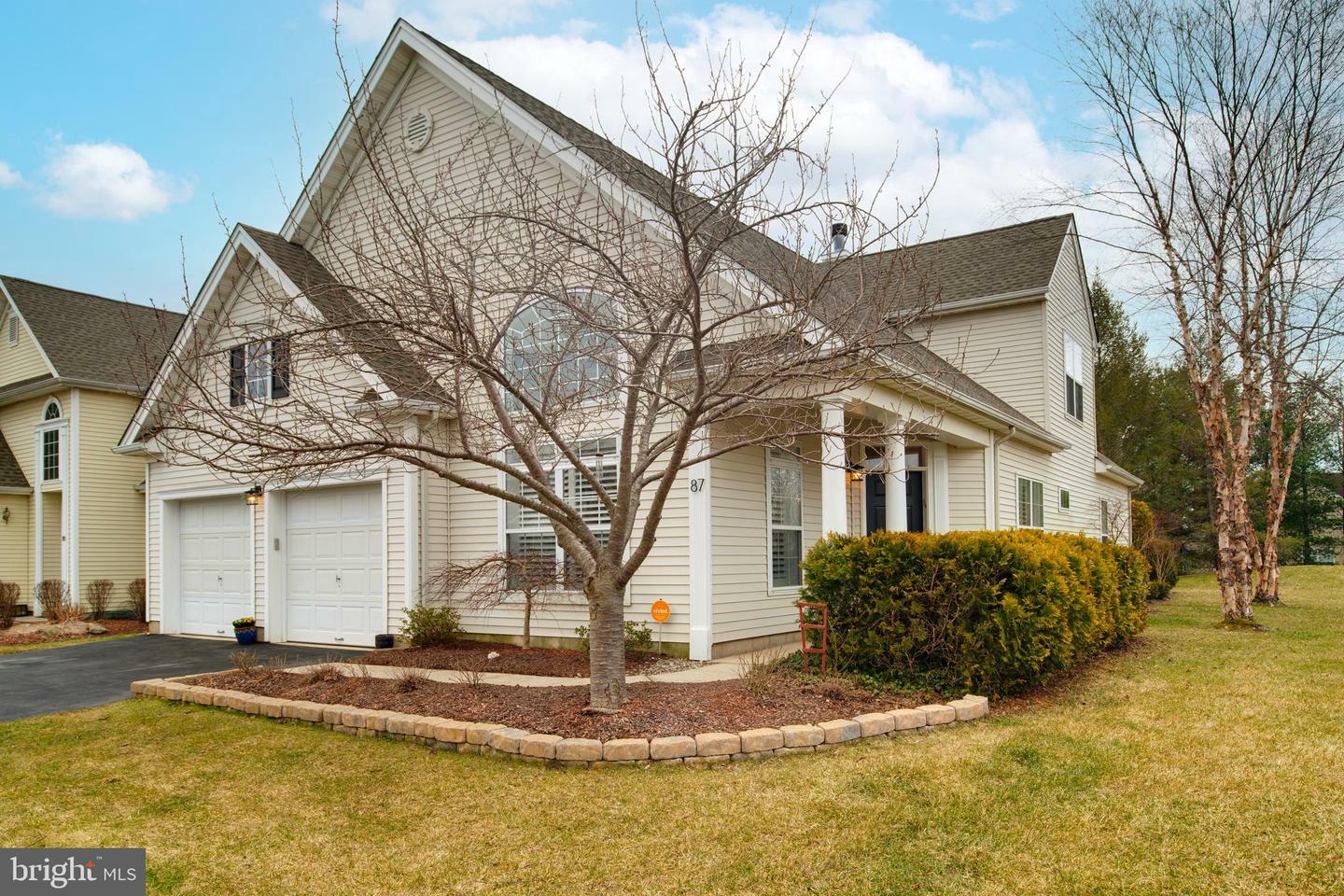 Property Photo:  87 Honeyflower Lane  NJ 08550 