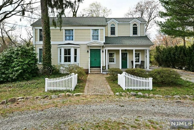 Property Photo:  19 Pascack Road  NJ 07642 