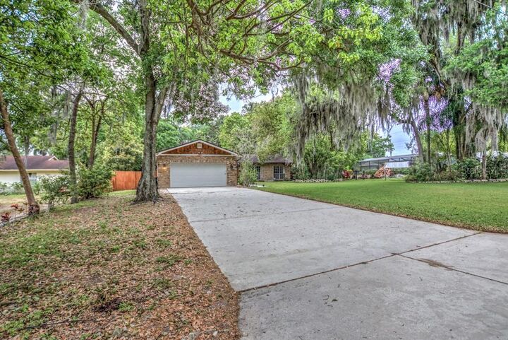 Property Photo:  3410 Hillgrove Road  FL 33596 