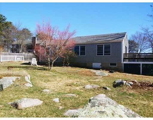 Property Photo:  5 Great Hill Ln  MA 01966 