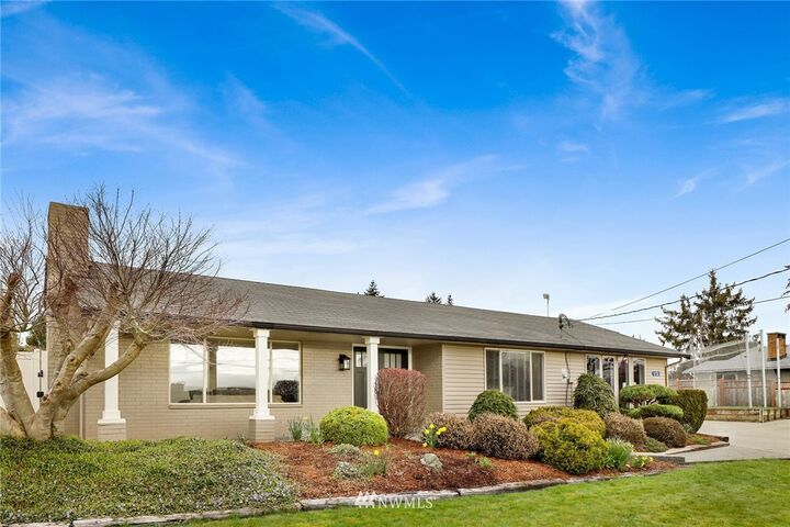 Property Photo: 12130 Hilynn Drive WA 98233